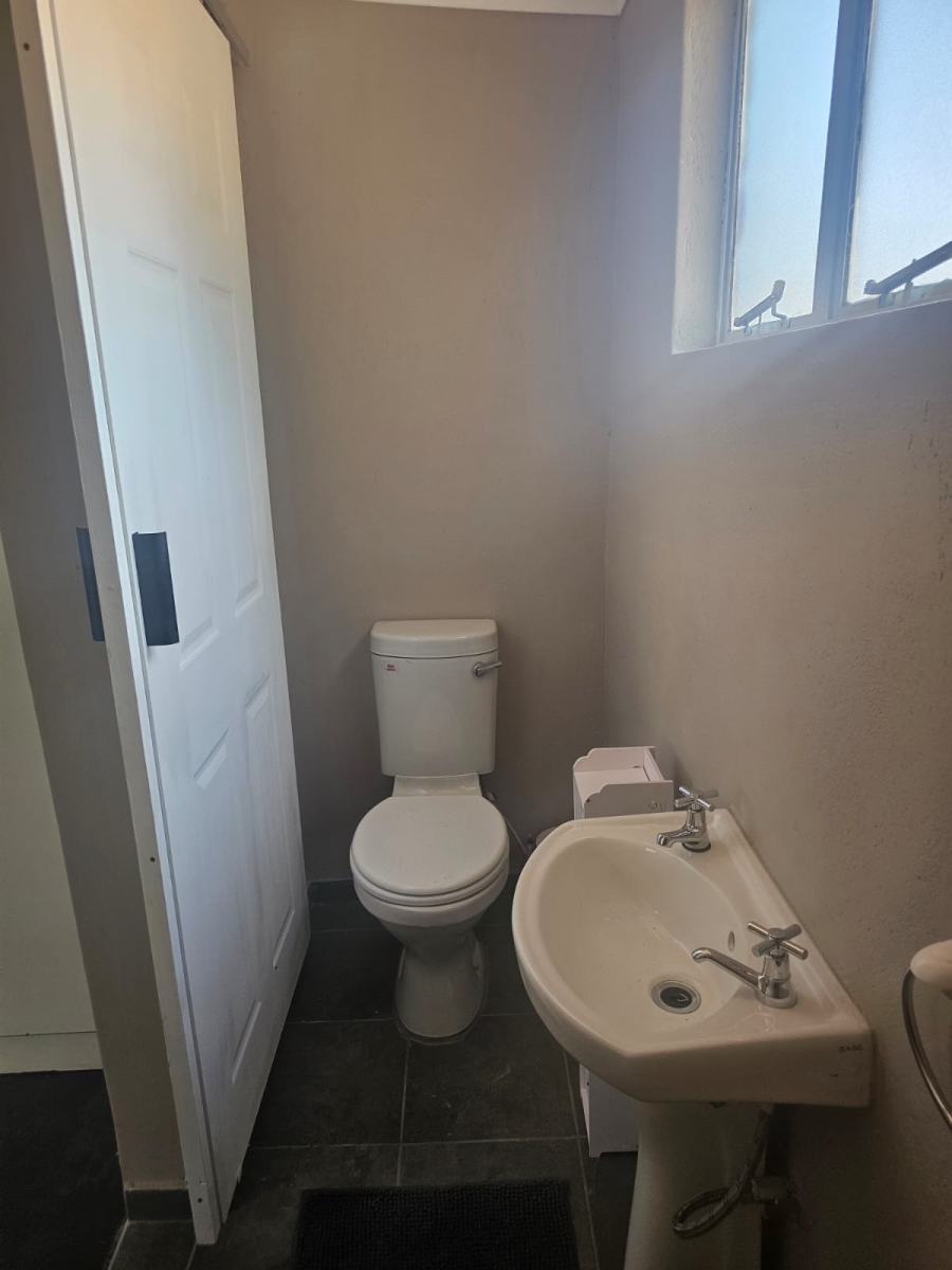 To Let 4 Bedroom Property for Rent in Kathu Northern Cape